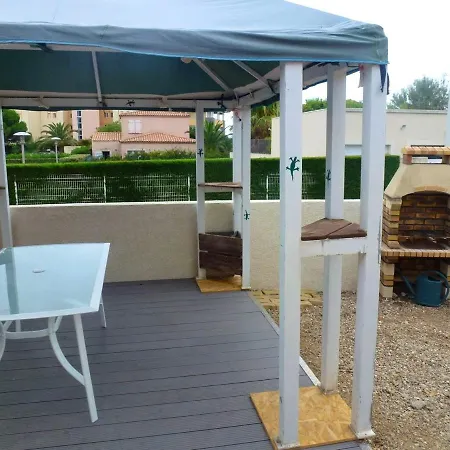 House With 3 Bedrooms In With Enclosed Garden And Wifi